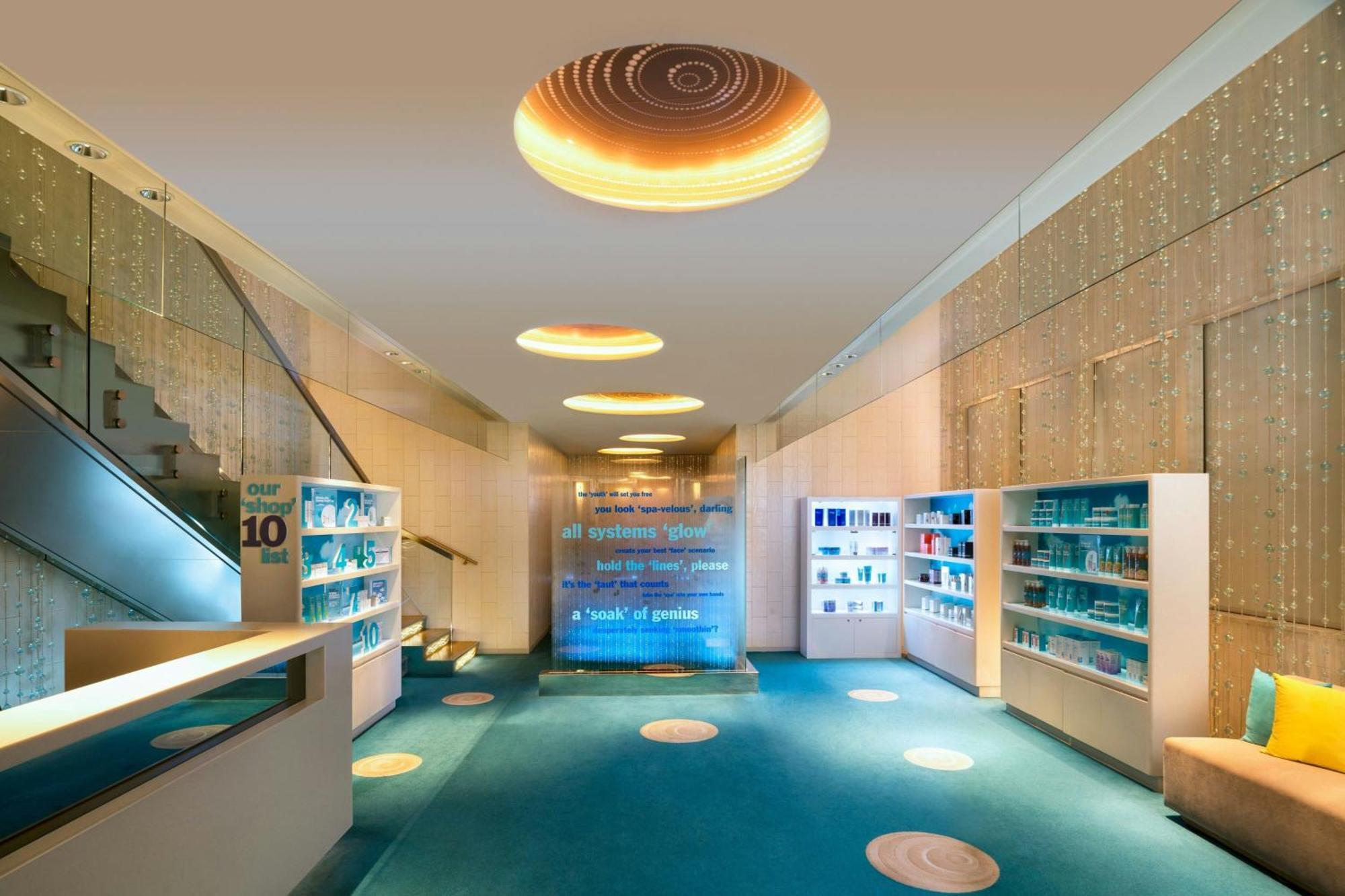 W 5* Hong Kong